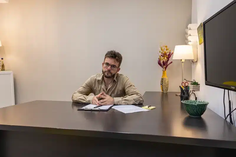 Consulta desde la que se realiza la terapia psicológica online